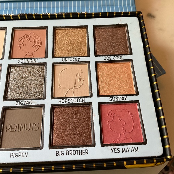 🥜Rude Cosmetics x Peanuts Cool Toned Palette - Picture 6 of 7